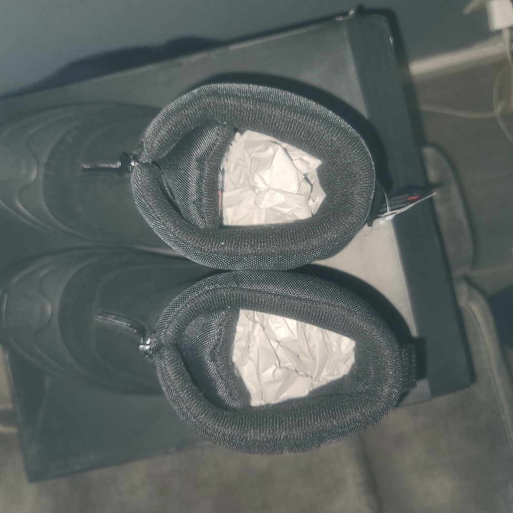 Black Winter Boots